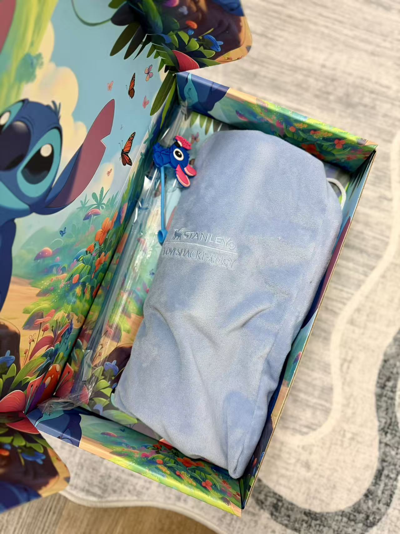 🎁Stitch Insulated Cup Gift Box 40 oz Include Straw and Topper