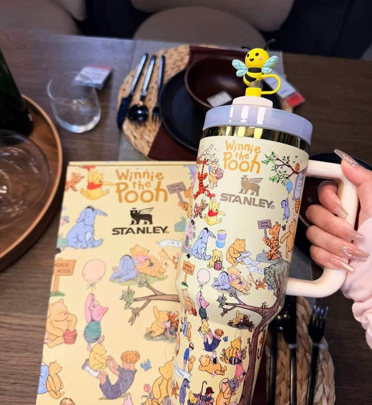 🎁Winnie The Pooh Insulated Cup Gift Box 40 oz Include Straw and Topper